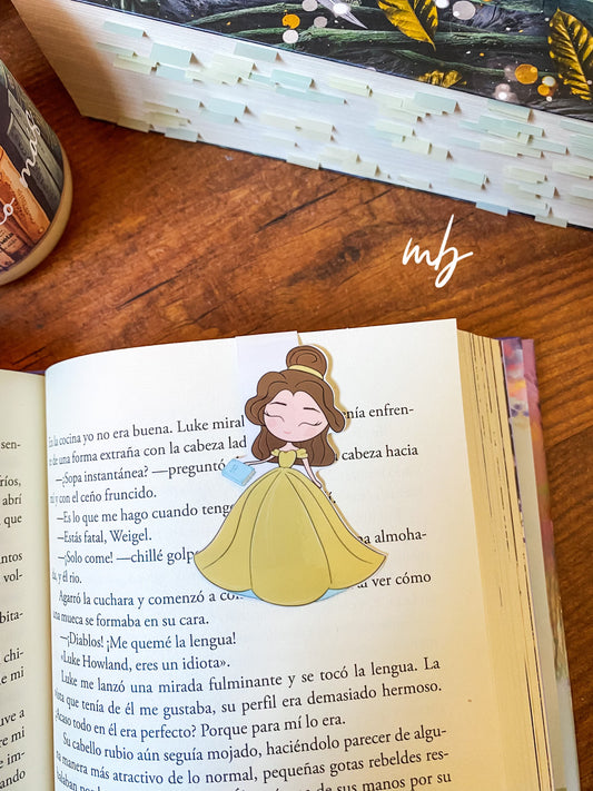 Princesa Bella leyendo MARCAPÁGINAS