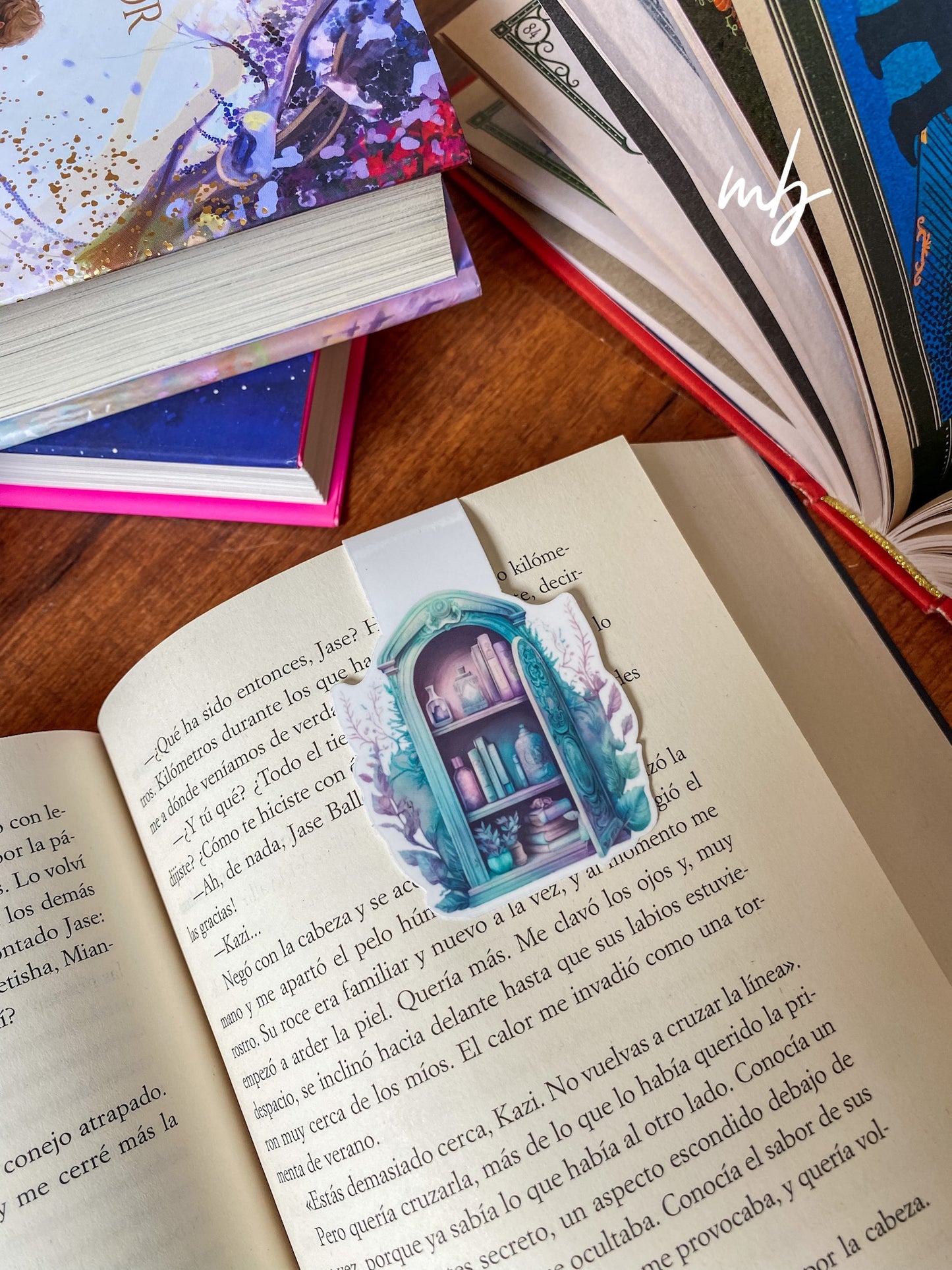 ENCHANTED BOOKCASE  BOOKMARK