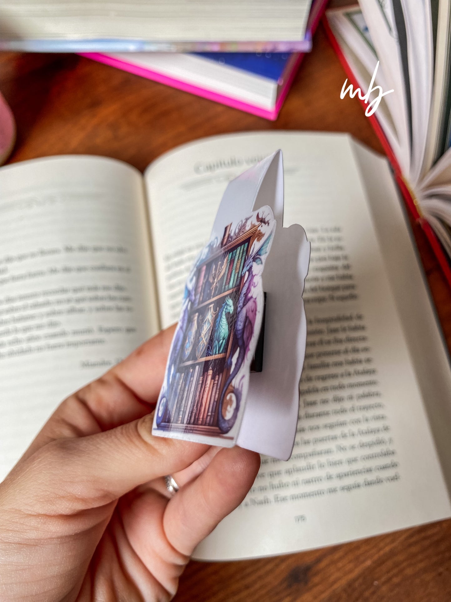 DRAGONS BOOKCASE  BOOKMARK