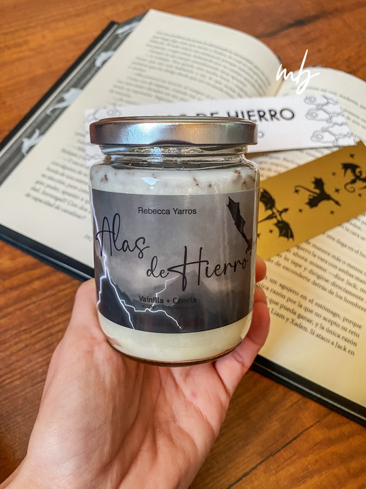 Iron Flame, Handmade natural soy candle, Rebecca Yarros