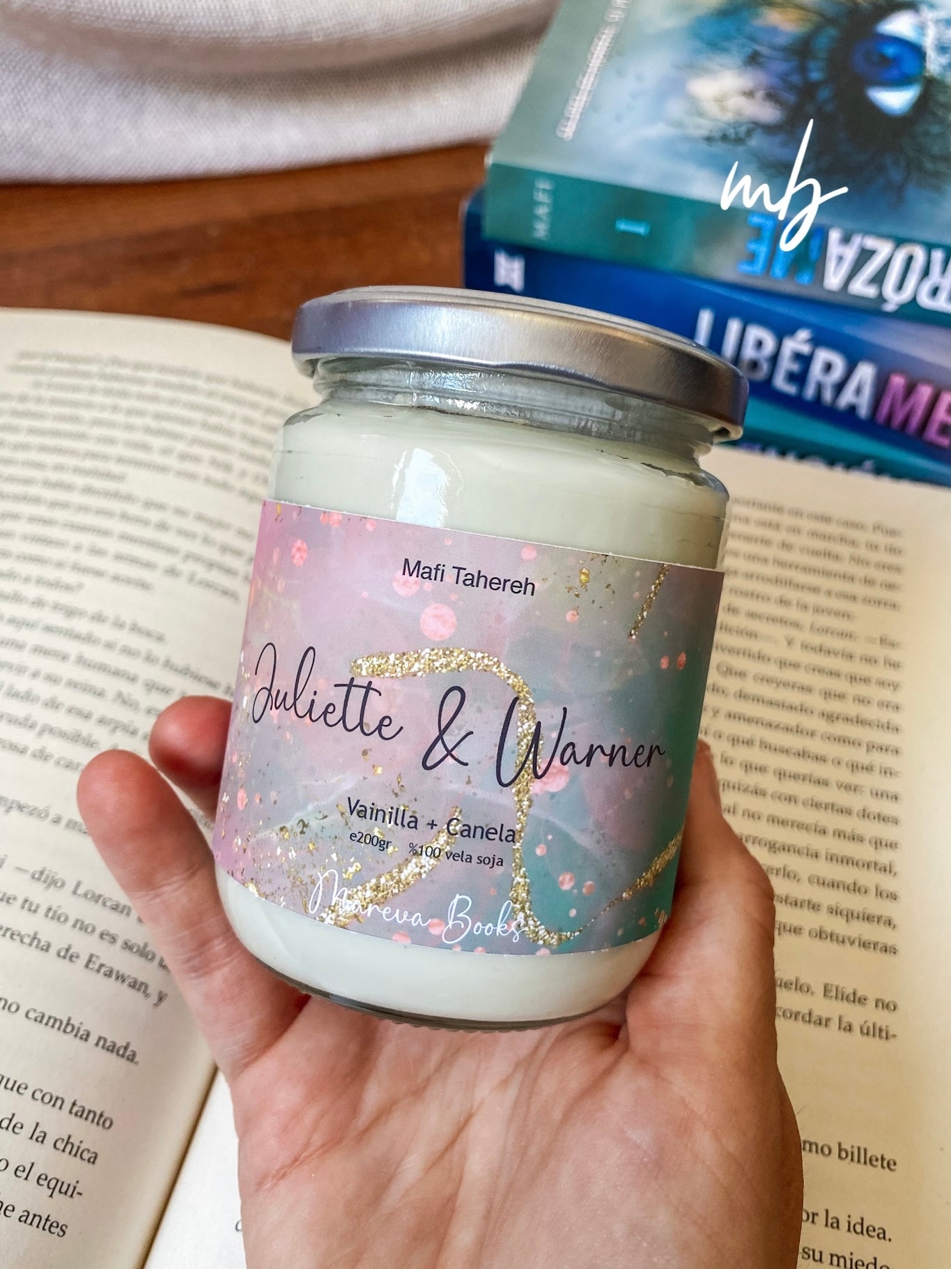 Juliette and Warner, Handmade natural soy candle, Destroy-me, Tahereh Mafi